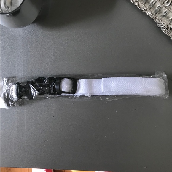 🐶 XL LED Dog Safety Collar White - Picture 2 of 8